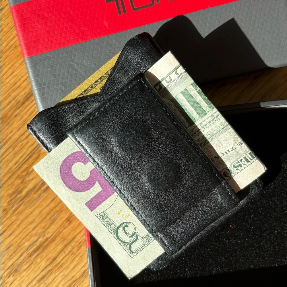 TUMI Slim Black Leather Card Case Money Clip - Picture 4 of 9